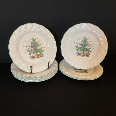 Nikko Happy Holidays Salad/ Dessert Plates 