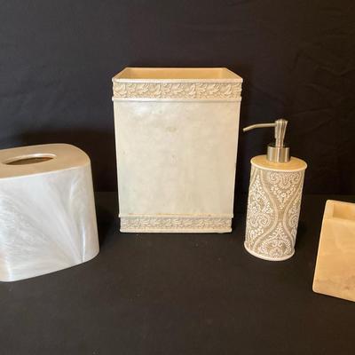 Bathroom Set #2
