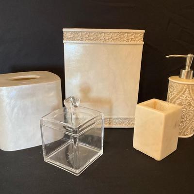 Bathroom Set #1