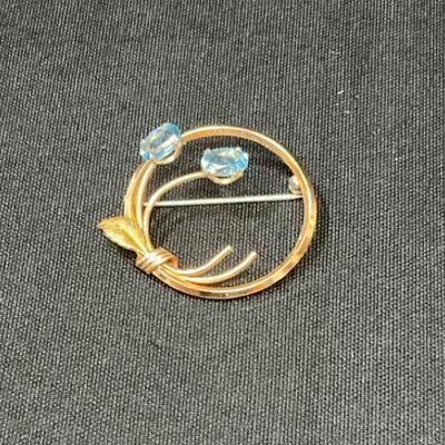 18K Gold And Blue Topaz Brooch