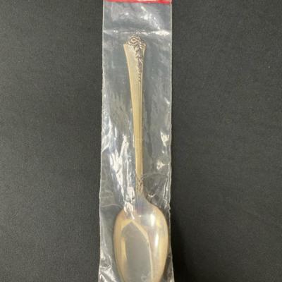 Heirloom/Oneida Damask Rose Sterling Silver Teaspoon
