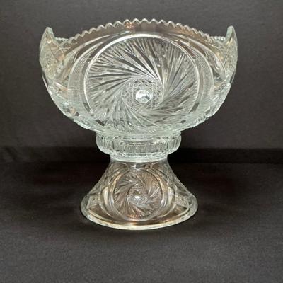 Vintage LE Smith Crystal McKeeAzrwc Punch Bowl, Stand And 13 Cups  