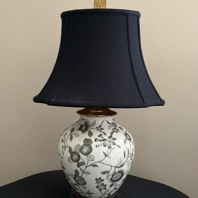 Chinese Floral Style Lamp