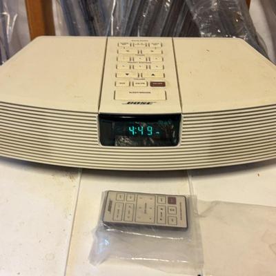 Bosé Wave Radio Alarm Clock