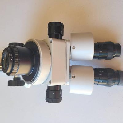 Microscope