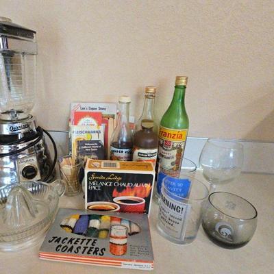 Vintage Bar Set Up w/Super Delux Osterizer Blender Model 442  