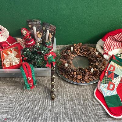 Vintage 1970s Christmas Decor 