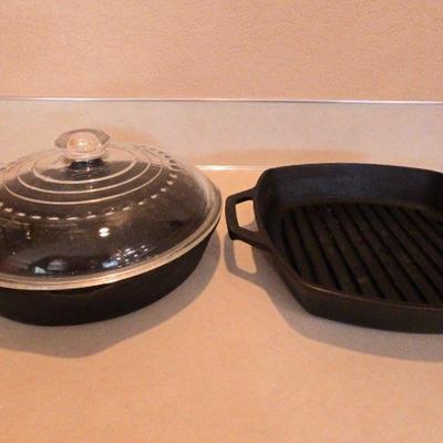Cast Iron 10.5" Skillet/Lodge Griddle