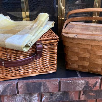 Basketville Putney VT & Other Picnic Basket