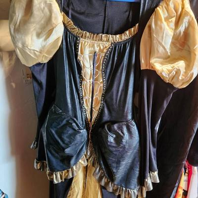 Costume Time