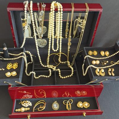 Gold & Pearl Costume Jewelry Lot - comes with jewelry box!
