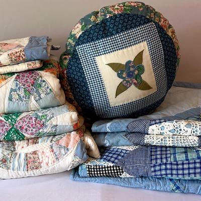 Two Vintage Matching Quilt Comforter Sets And Two Vintage Matching Quilted Conforters