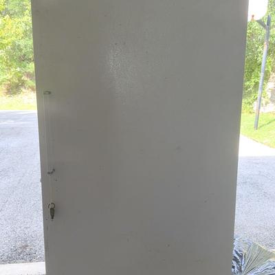 GE Upright Freezer With Key Works