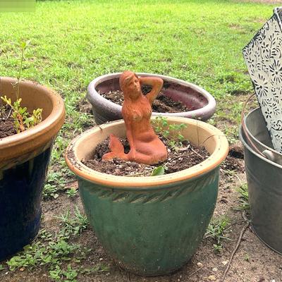 Ceramic Pots And Metal Planters