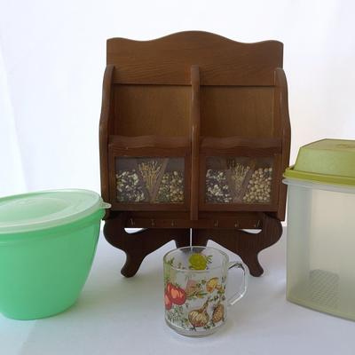 Vintage Kitchen Lot, Including Tupperware