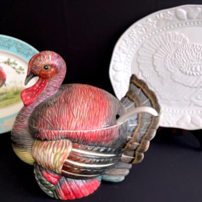 Large Turkey Tureen With 2 Turkey Platters