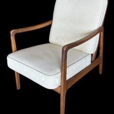 Sale Photo Thumbnail #2: Mid Century John Stuart Chair 