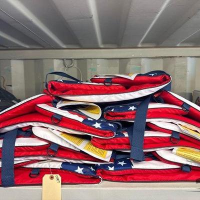 #4576 • 7 DBX Life Jackets
