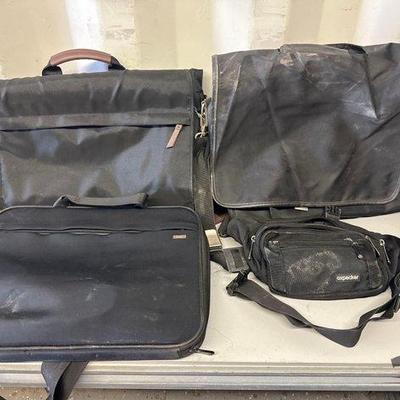 Sale Photo Thumbnail #263: #5548 • 3 Laptop Bags and 1 Fanny Pack

