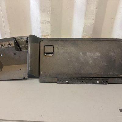 #5540 • GM Truck Glove Box
