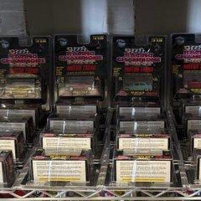 #4106 • NEW!!! (39) Die Cast Cars

