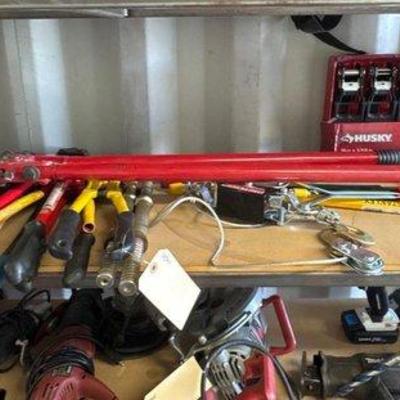 #5616 • Bolt Cutters, Winch Puller, Pry-Bar & Ratchet Straps
