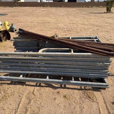 Sale Photo Thumbnail #288: #11000 • Scaffolding Frames and Tubes
