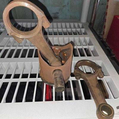 Sale Photo Thumbnail #156: #3508 • Piston & Connecting Rod
