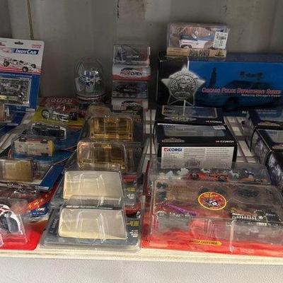 Sale Photo Thumbnail #193: #4506 • NEW!!! Die Cast Cars, RC Cars and Die Cast Airplanes
