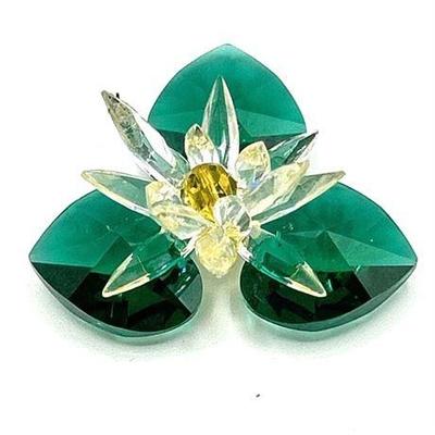 Lot 016-009   
Vintage Glass Flower on Green Leaves
