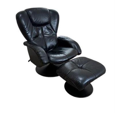 Lot 013-279 
Black Leather Recliner And Ottoman