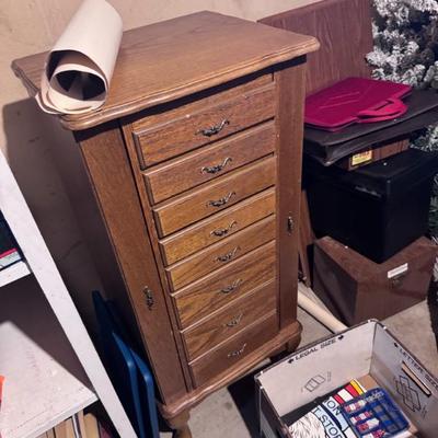 Sale Photo Thumbnail #148