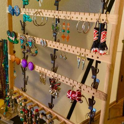 Sale Photo Thumbnail #152