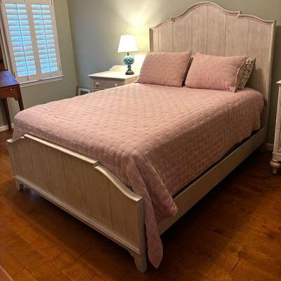 Sealy Queen Mattress with Cream Bed Frame & Linens