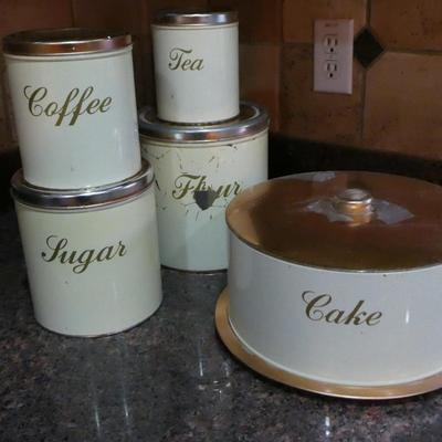 Set of Decoware Metal Canisters (4) with Covered Pie Plate