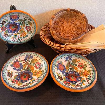 Jh184 vintage hand painted wall plates
