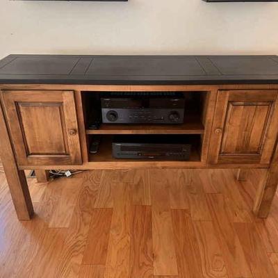 Jh109 yamaha av receiver and cabinet