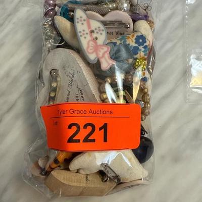 Sale Photo Thumbnail #221
