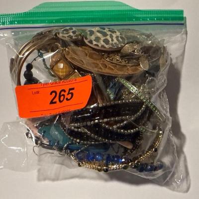 Sale Photo Thumbnail #265