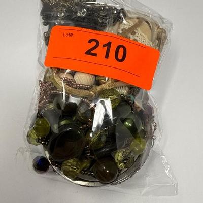 Sale Photo Thumbnail #210
