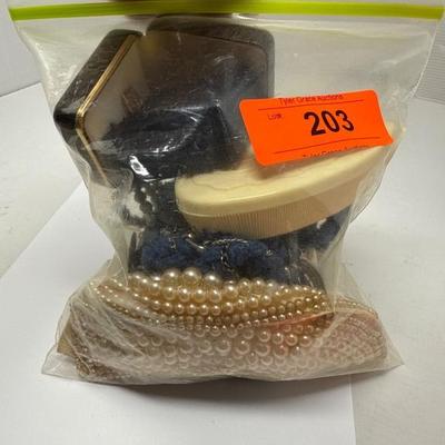 Sale Photo Thumbnail #203