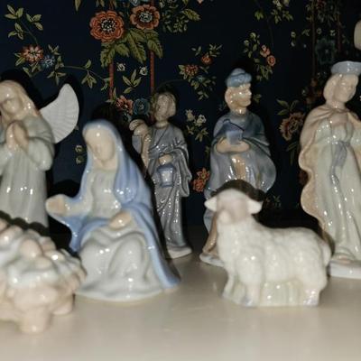 Sale Photo Thumbnail #348