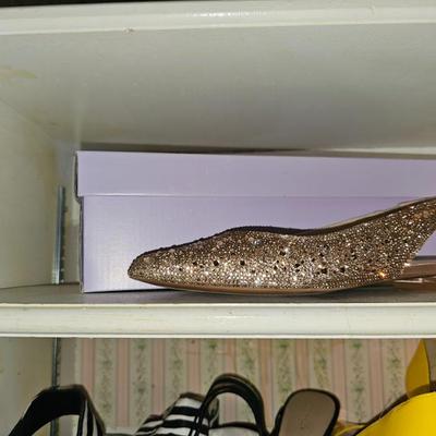 Sale Photo Thumbnail #777