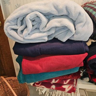Sale Photo Thumbnail #843