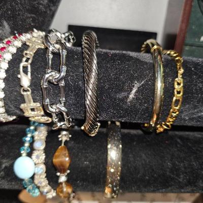 Sale Photo Thumbnail #1227