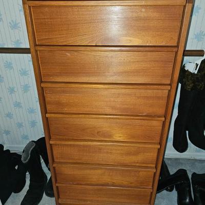 Sale Photo Thumbnail #817