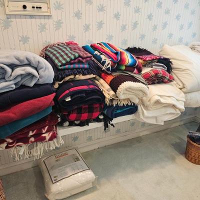 Sale Photo Thumbnail #842