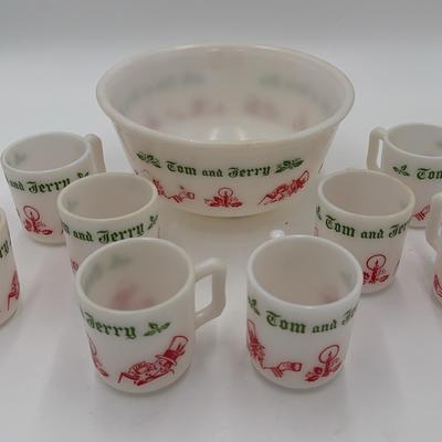 Tom & Jerry Punchbowl Set with 8 Glasses 