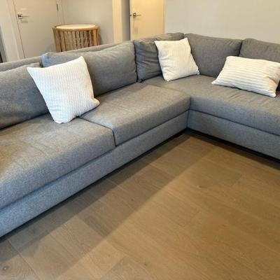 Sectional couch