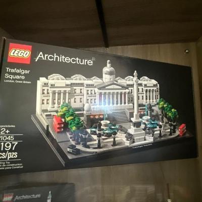 Lego architecture set - Trafalgar Square